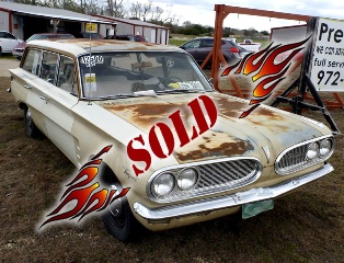 Right front 1961 Pontiac Tempest Safari